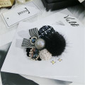 Fall Winter Pearl Rhinestone Bow Fur Designer Brooch Pin for Women Girl Coat Sweater Accessories Vintage Badge Fashion Jewelry